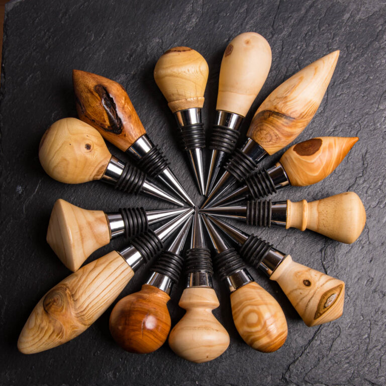 Gedrechselte Flaschenverschlüsse